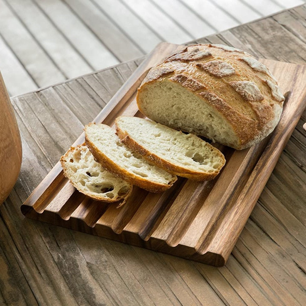Acacia Wood Sweep Off Bread Board – Serveware gift Montreal Villeray Urban Palate