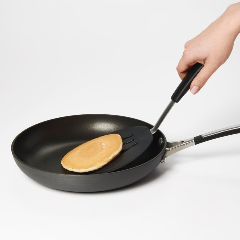 Silicone Flexible Pancake Turner – Gifts & Kitchen Accessories gift Montreal Villeray Urban Palate