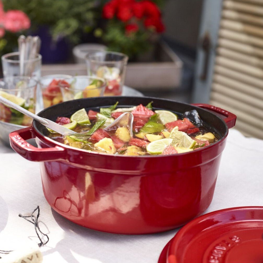 Cocotte ronde en fonte rouge cerise – 24 cm / 3,7 L – Cadeaux et