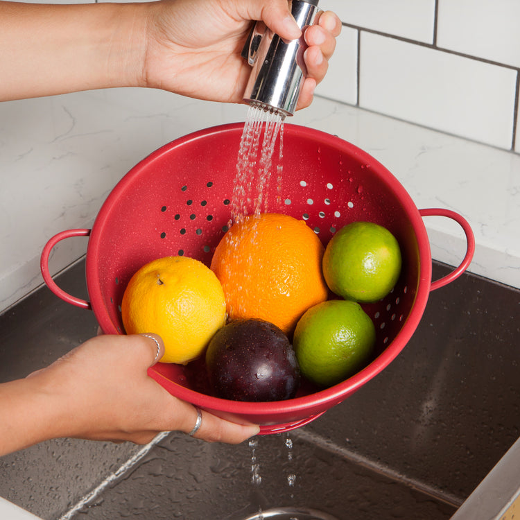 Matte Steel Carmine Red Colander – Gifts & Kitchen Accessories gift Montreal Villeray Urban Palate