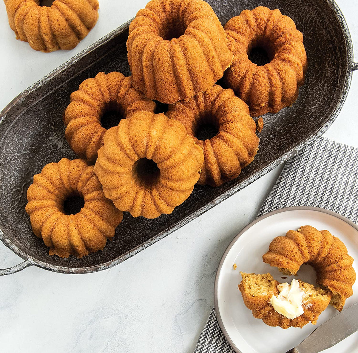 Bundtlette Cake Pan – Gifts & Kitchen Accessories gift Montreal Villeray Urban Palate