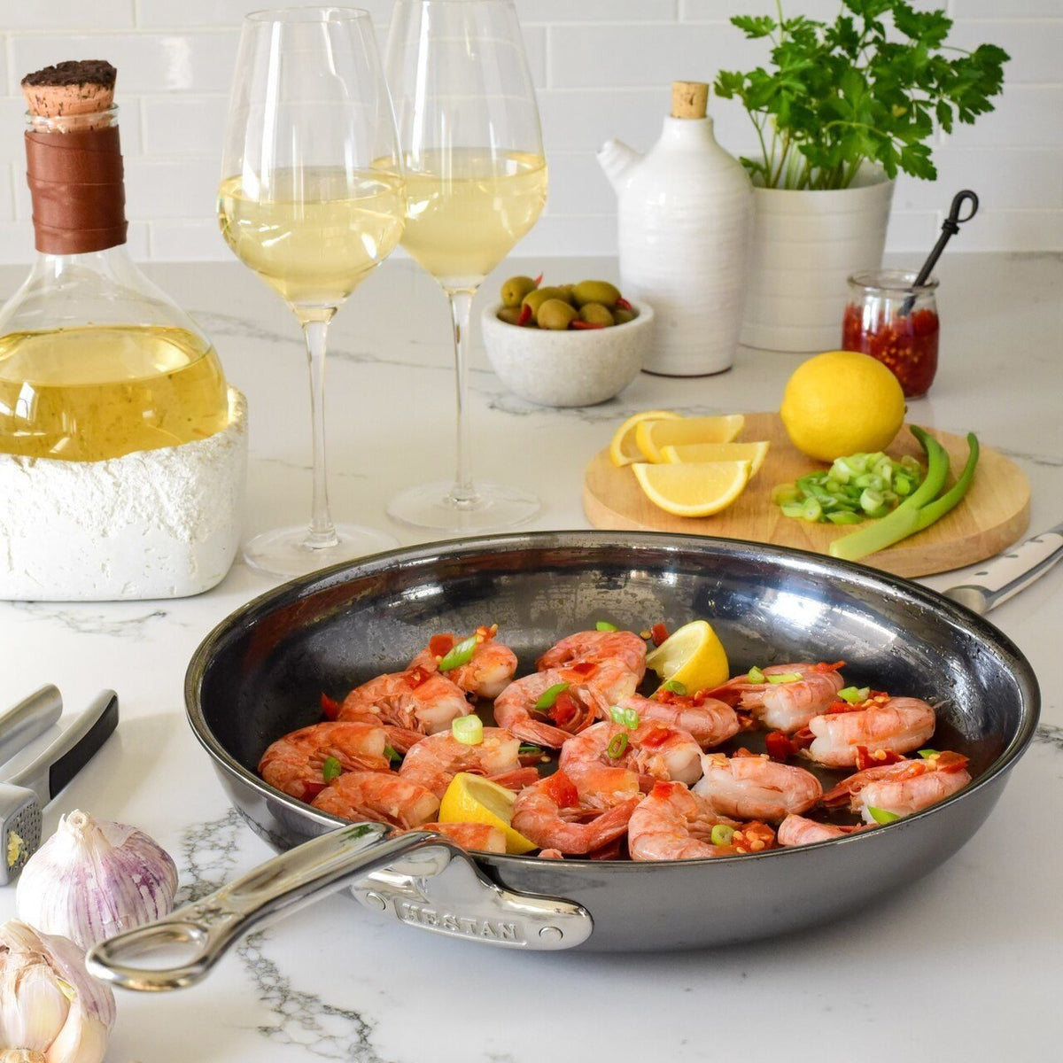 NanoBond Titanium Skillet 8.5" – Gifts & Kitchen Accessories gift Montreal Villeray Urban Palate