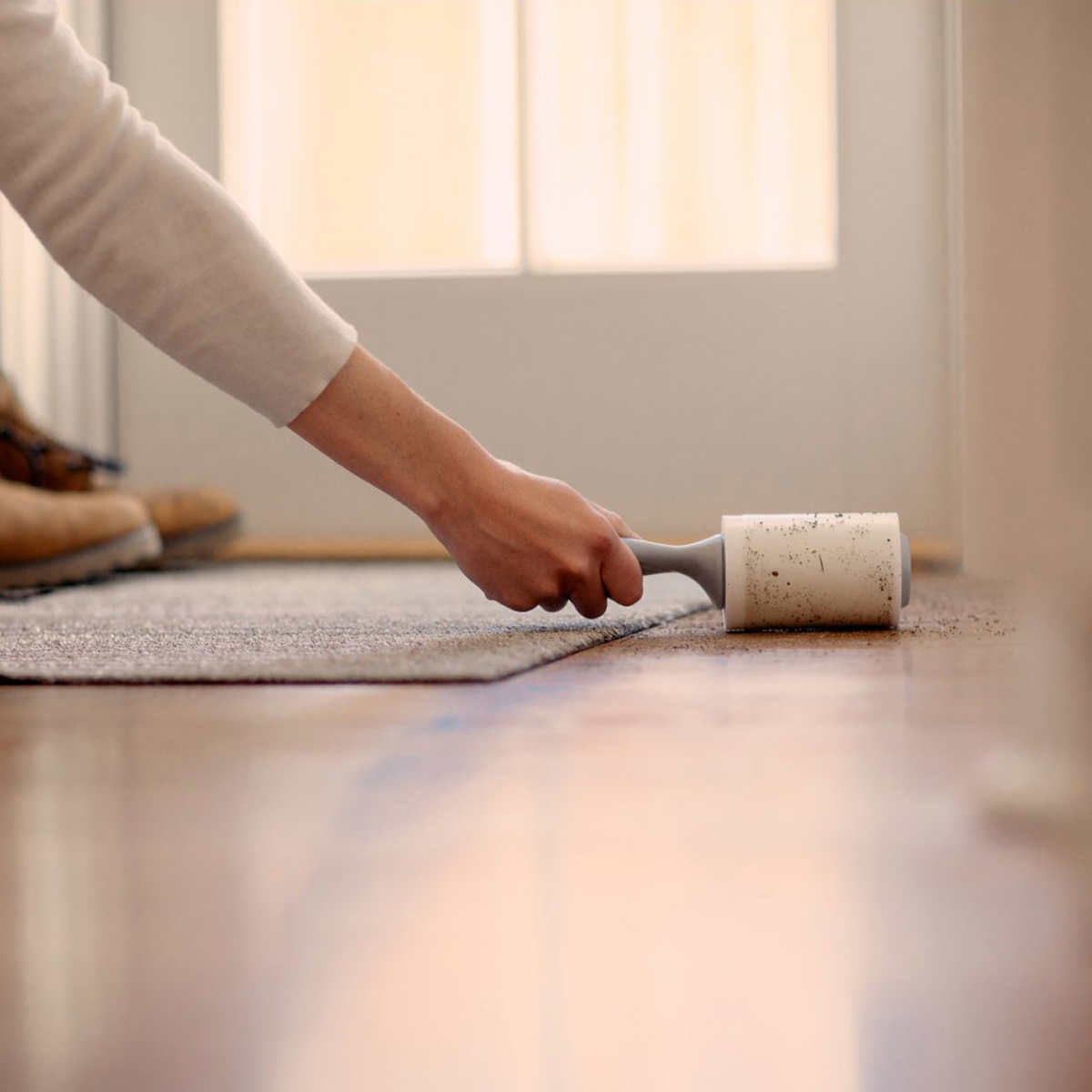 Lint and Hair Cleaning Roller 50% Stickier – Home Décor gift Montreal Villeray Urban Palate