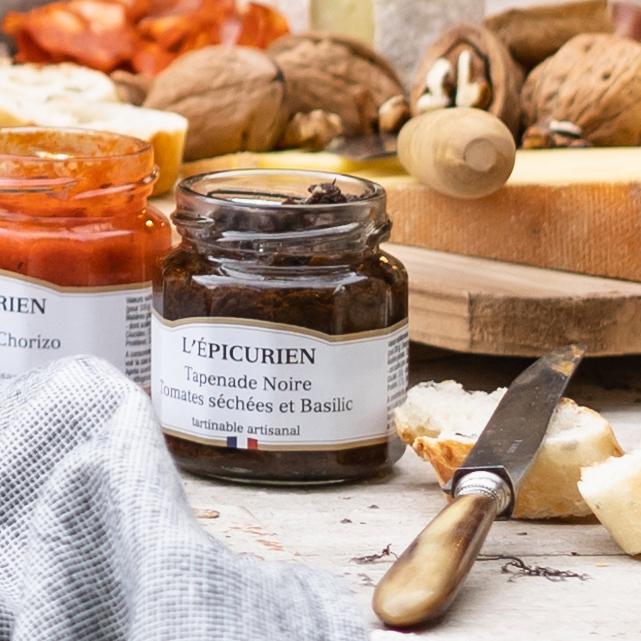 Black Tapenade Dried Tomatoes and Basil 120ml – Gifts & Kitchen Accessories gift Montreal Villeray Urban Palate