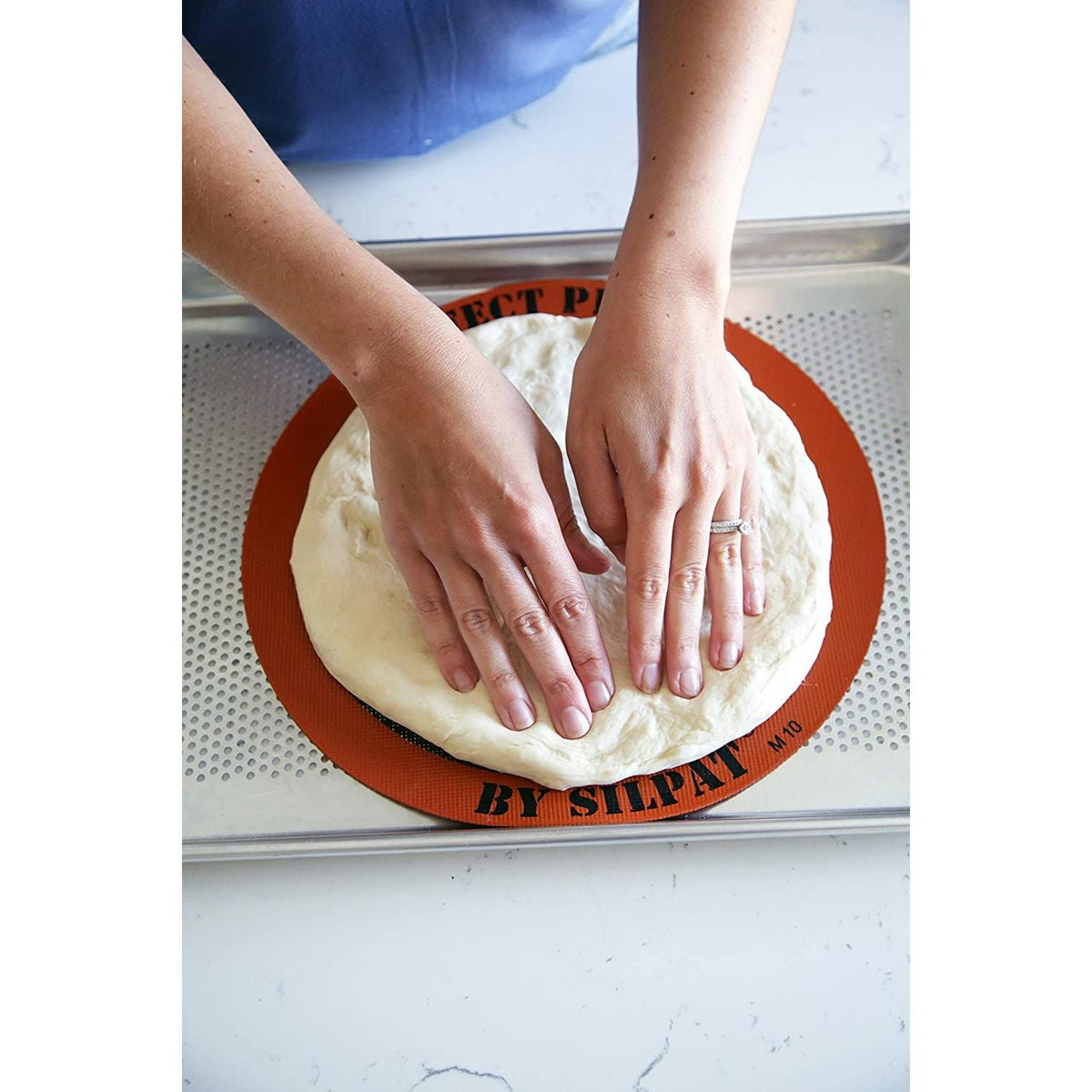 Perfect Pizza 12" Non-Stick Baking Mat – Gifts & Kitchen Accessories gift Montreal Villeray Urban Palate