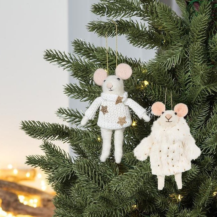 Ornement fantaisie de souris d'hiver