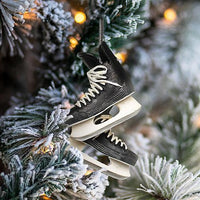 Ornement de patins de hockey