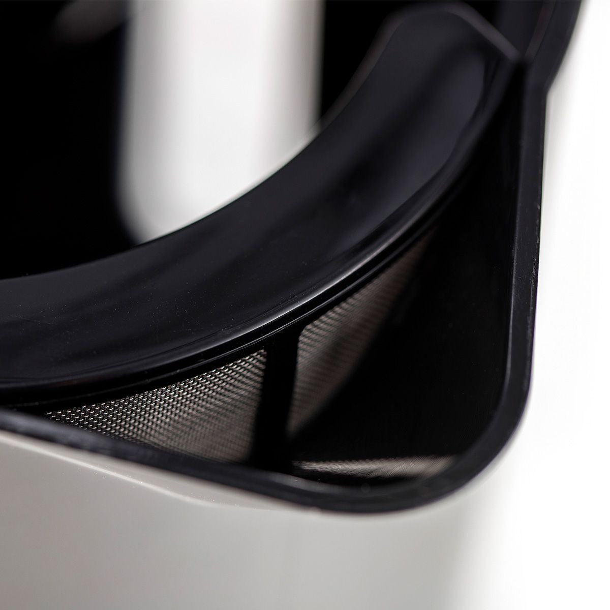 Bouilloire électrique BISTO 1 L / 34 oz - Noire