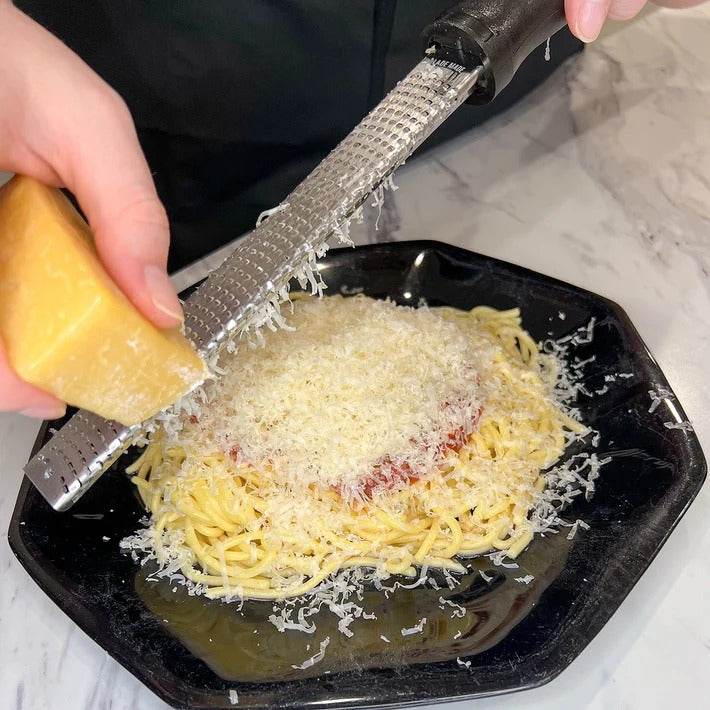 Râpe-zesteur Série Classique - Noir