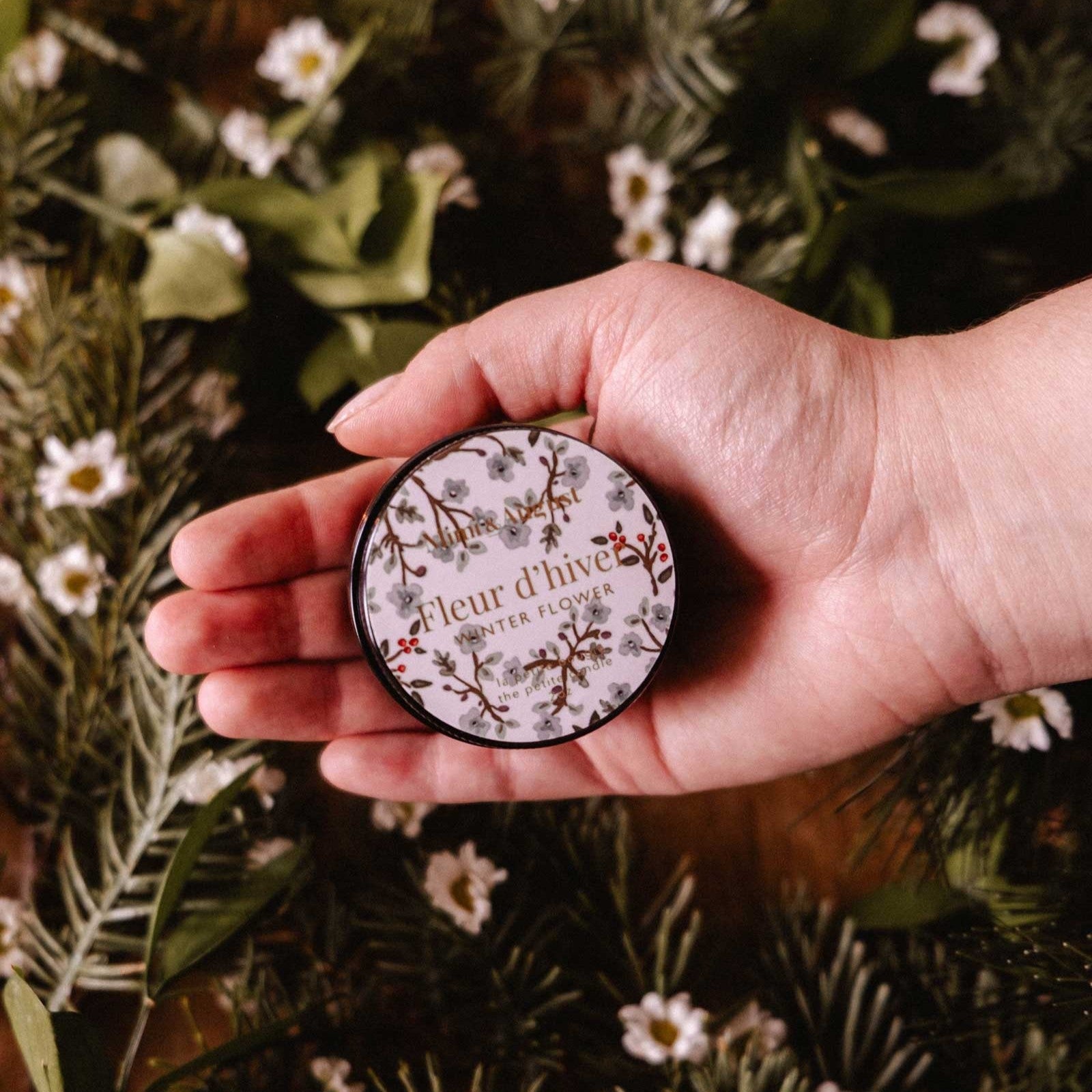 Winter Flower - Christmas Candle 2oz