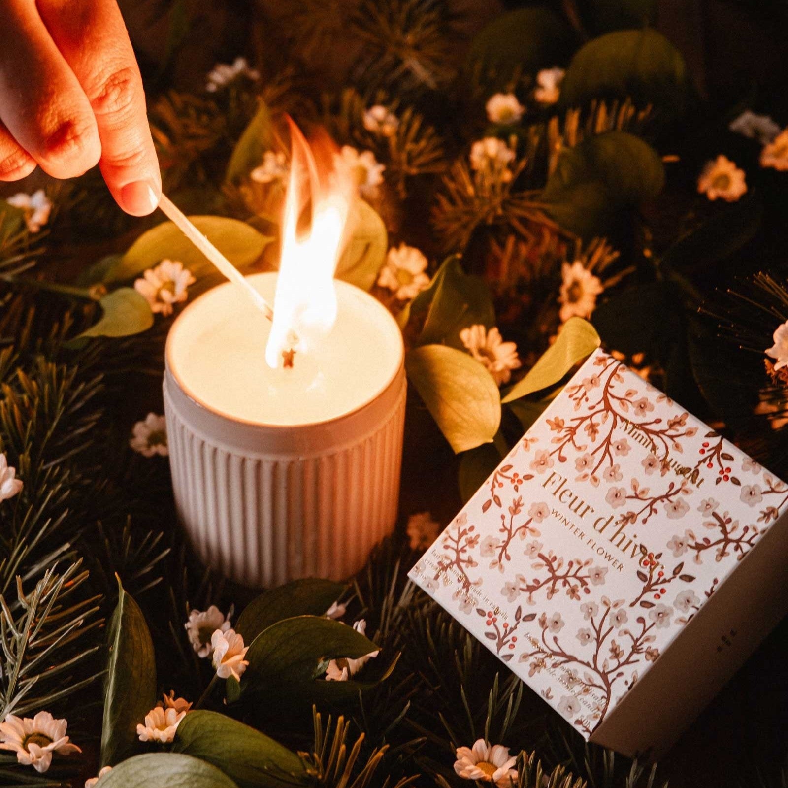 Winter Flower - Christmas Candle 8oz