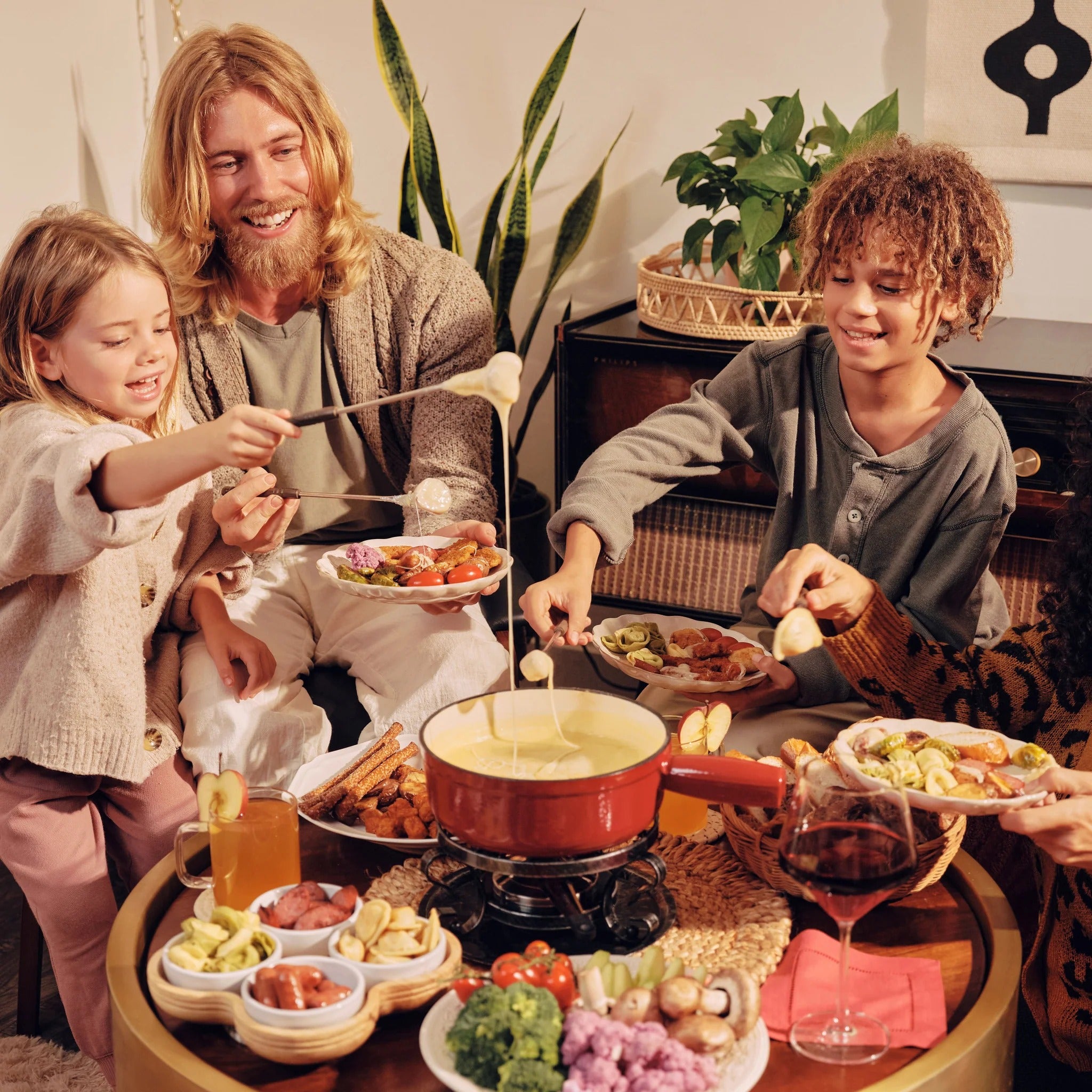 Ensemble à fondue au fromage en fonte émaillée rouge cerise Lugano