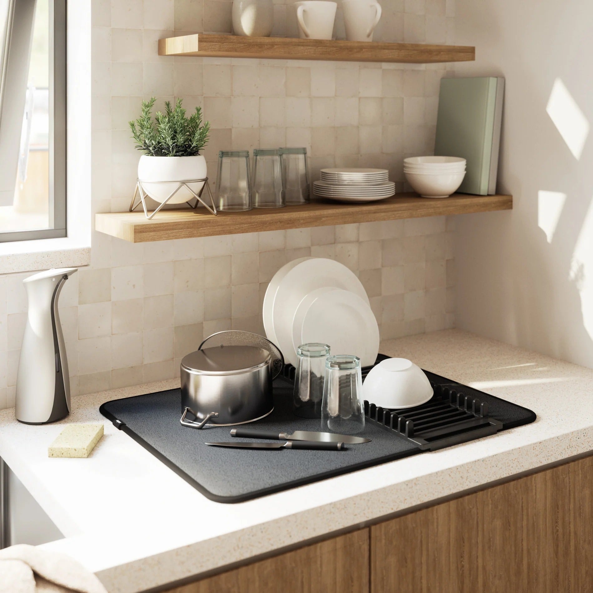 Égouttoir à vaisselle UDry avec tapis - Noir