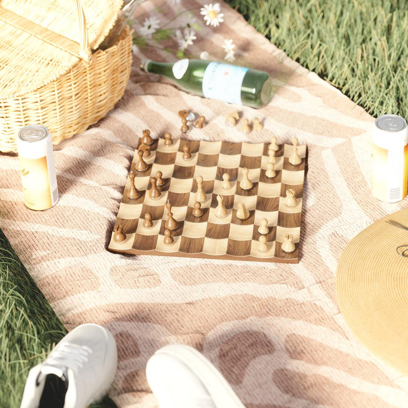 Jeu d'échecs Wobble