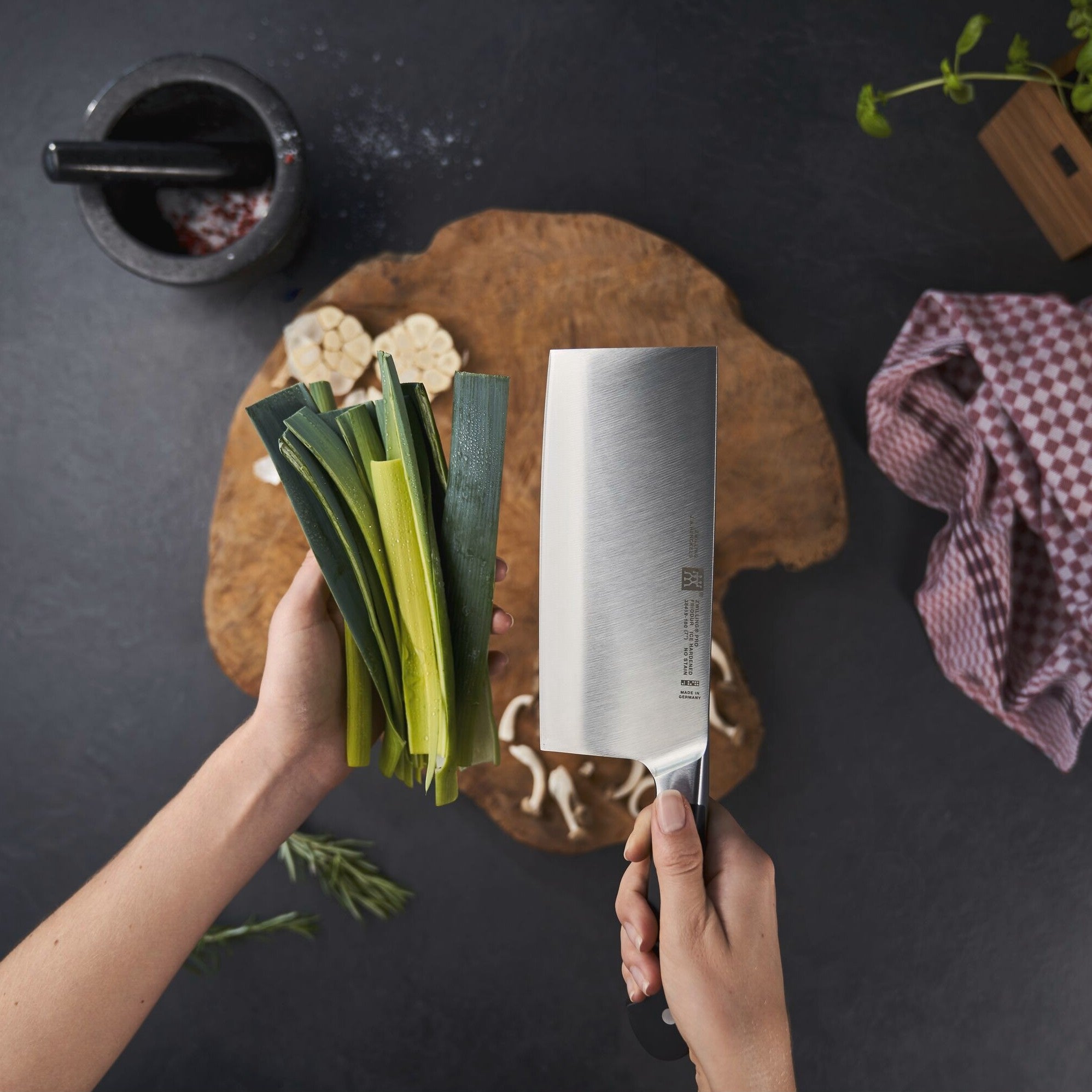 Couteau de chef chinois professionnel 7 pouces