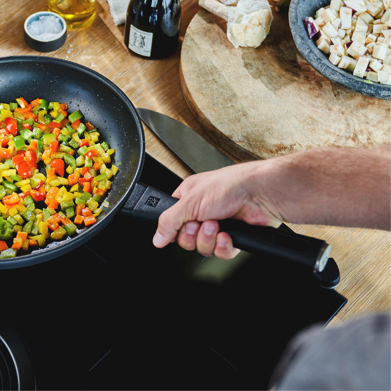 2 Piece Madura Plus Frying Pan Set - 9.5" & 11"