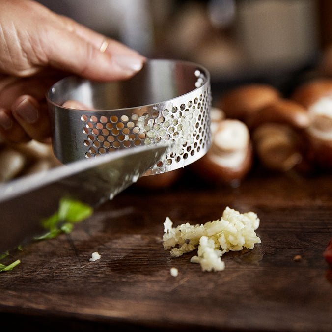 Singles Garlic Press