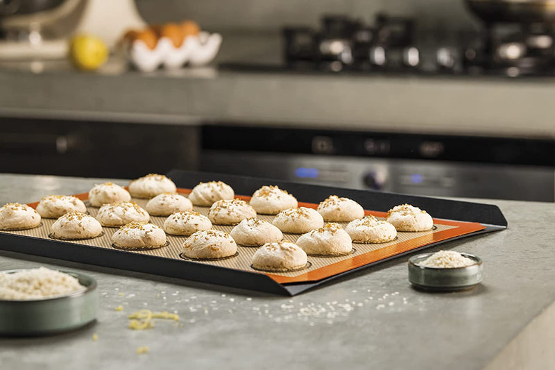 Perfect Macaron Non-Stick Baking Mat